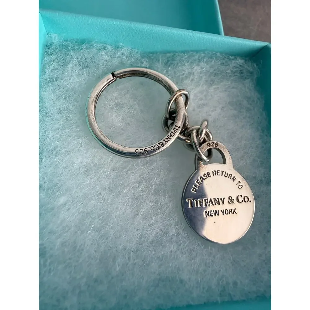 Tiffany & Co. Authentic Return to Tiffany Sterling Silver Round Tag Keychain